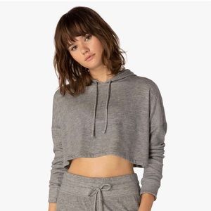 Beyond Yoga Super Cropped Hoodie
Mid Heather Gray